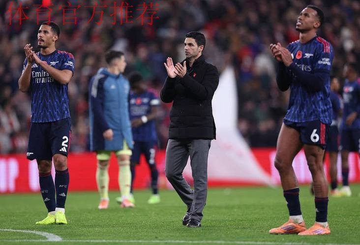 英超一夜变天!枪手翻车仍6分领跑 蓝军升第2 黑马进前4+曼联第8 英超一夜变天!枪手翻车仍6分领跑 蓝军升第2 黑马进前4+曼联第8